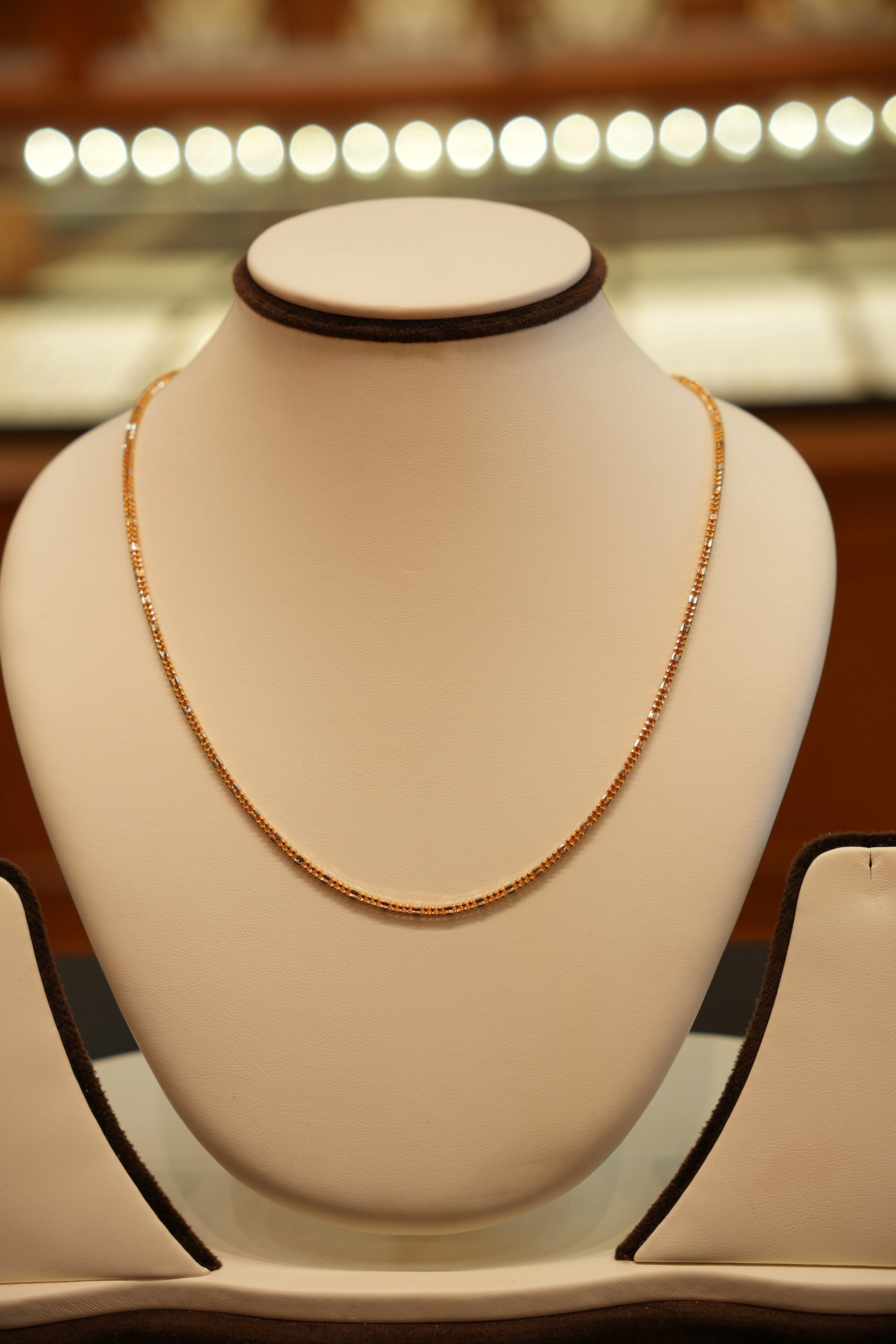 22K Gold Chain (18 inches) - Image 2