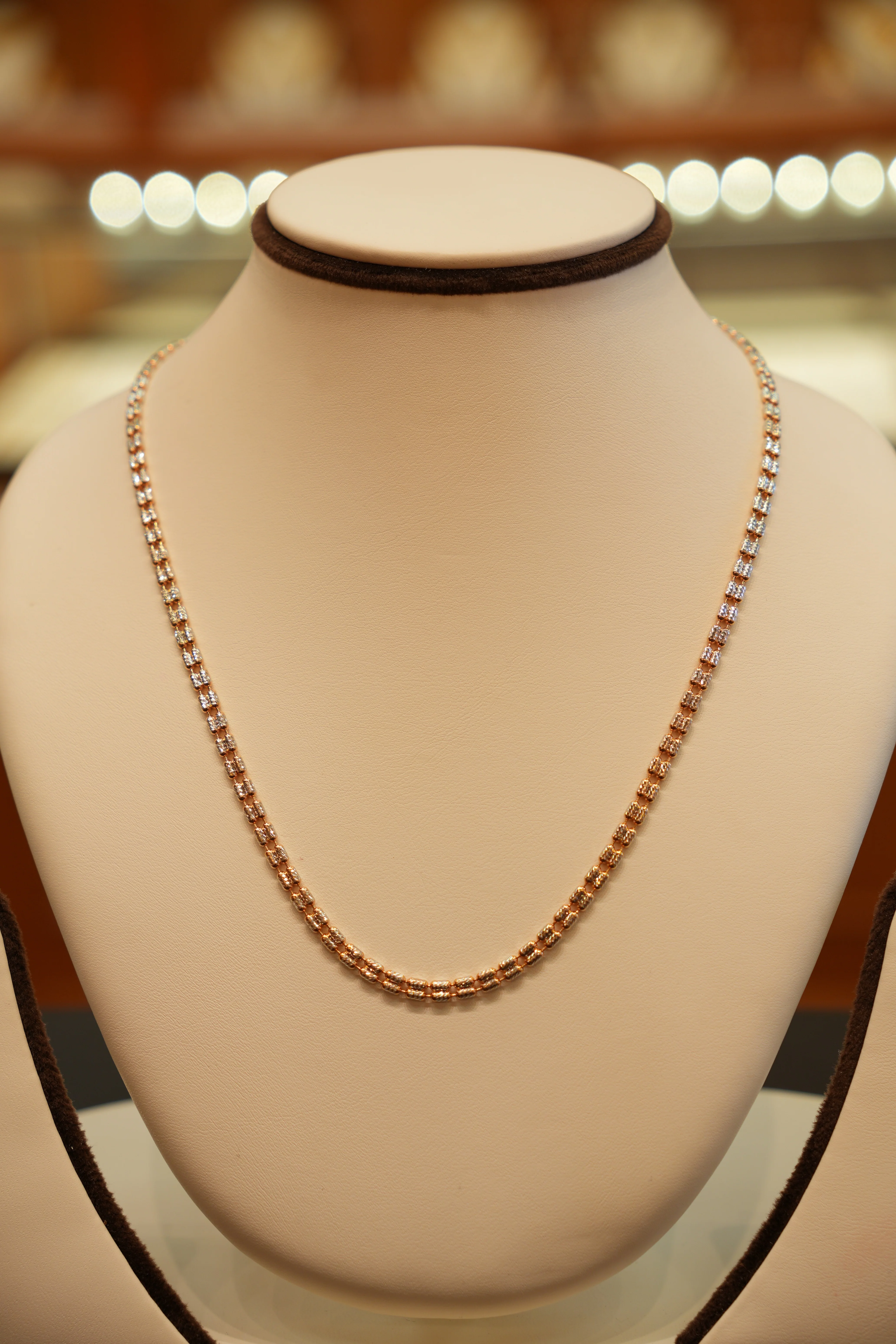 22K Gold Chain (18 inches) - Image 2