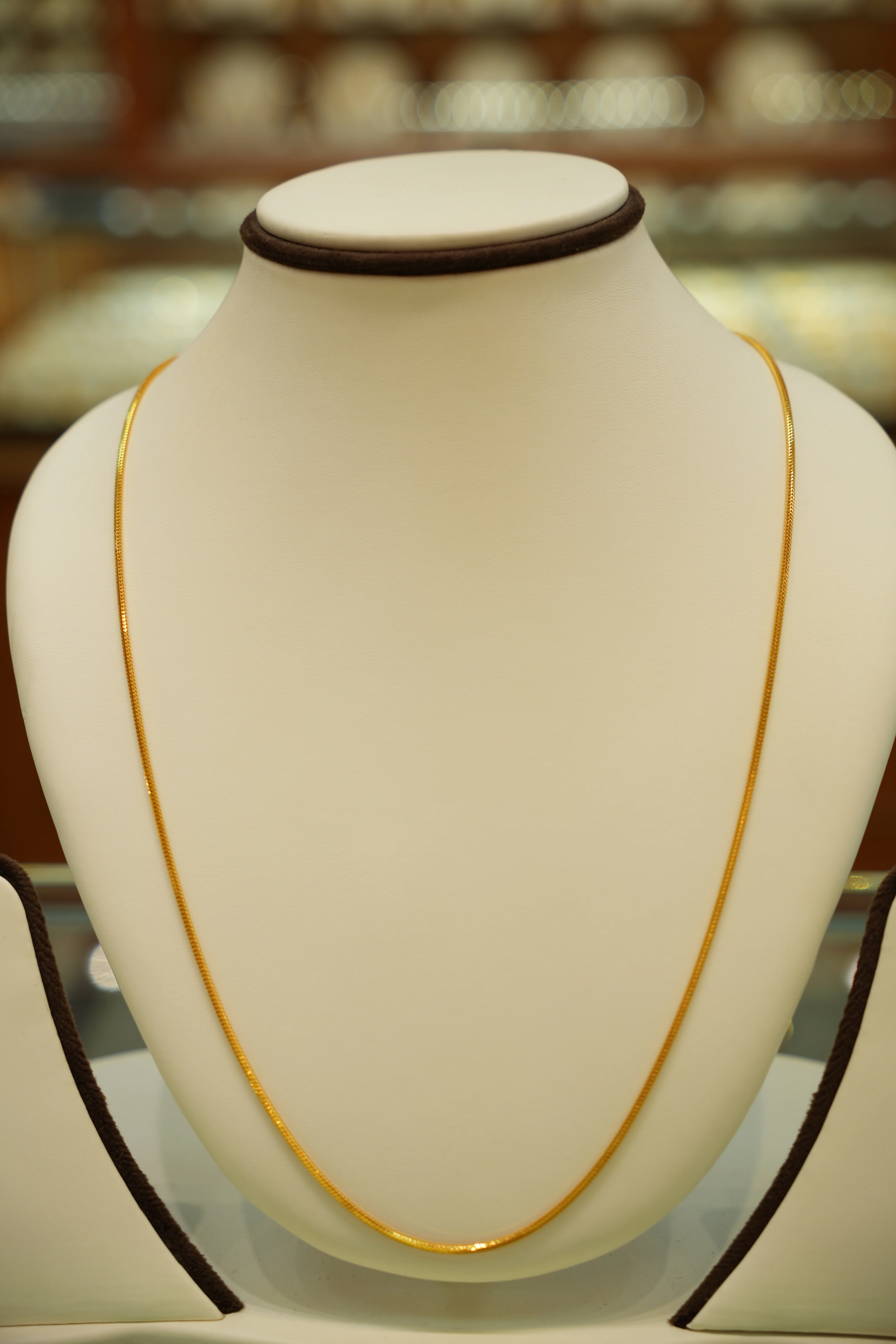 22K Gold Men's Chain (22 Inches) - Image 2