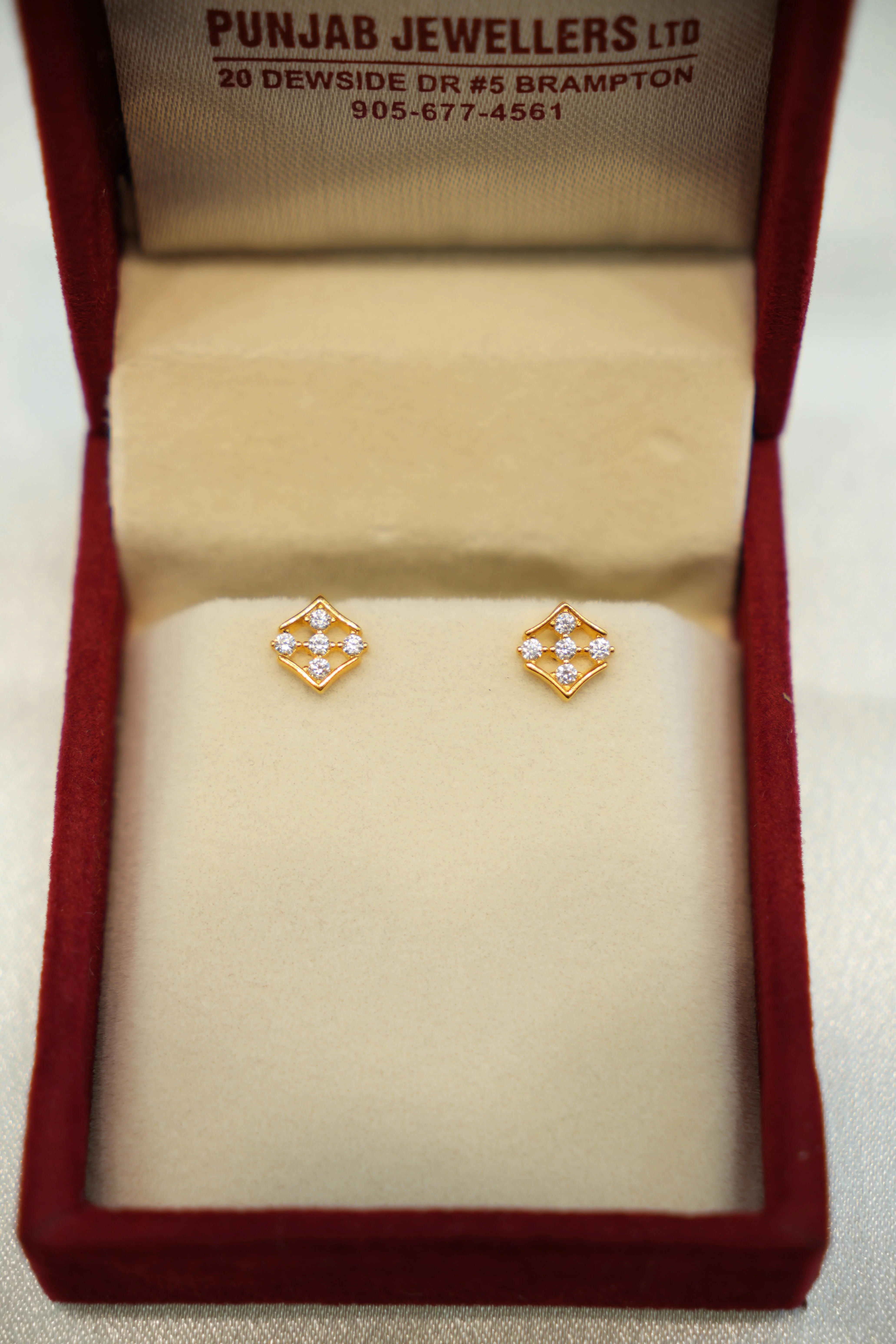 22K Gold Ladies Earrings