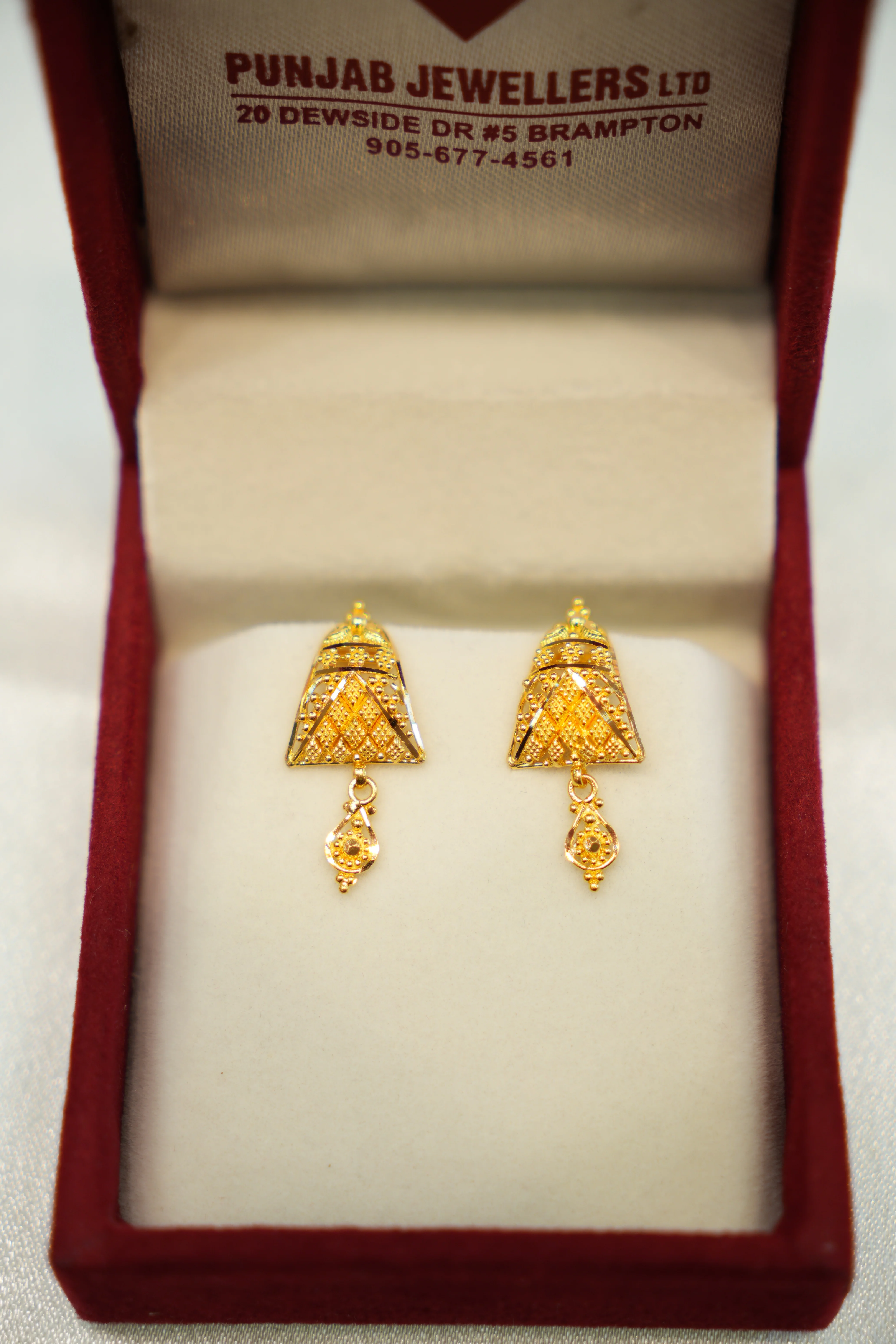 22K Gold Ladies Earrings