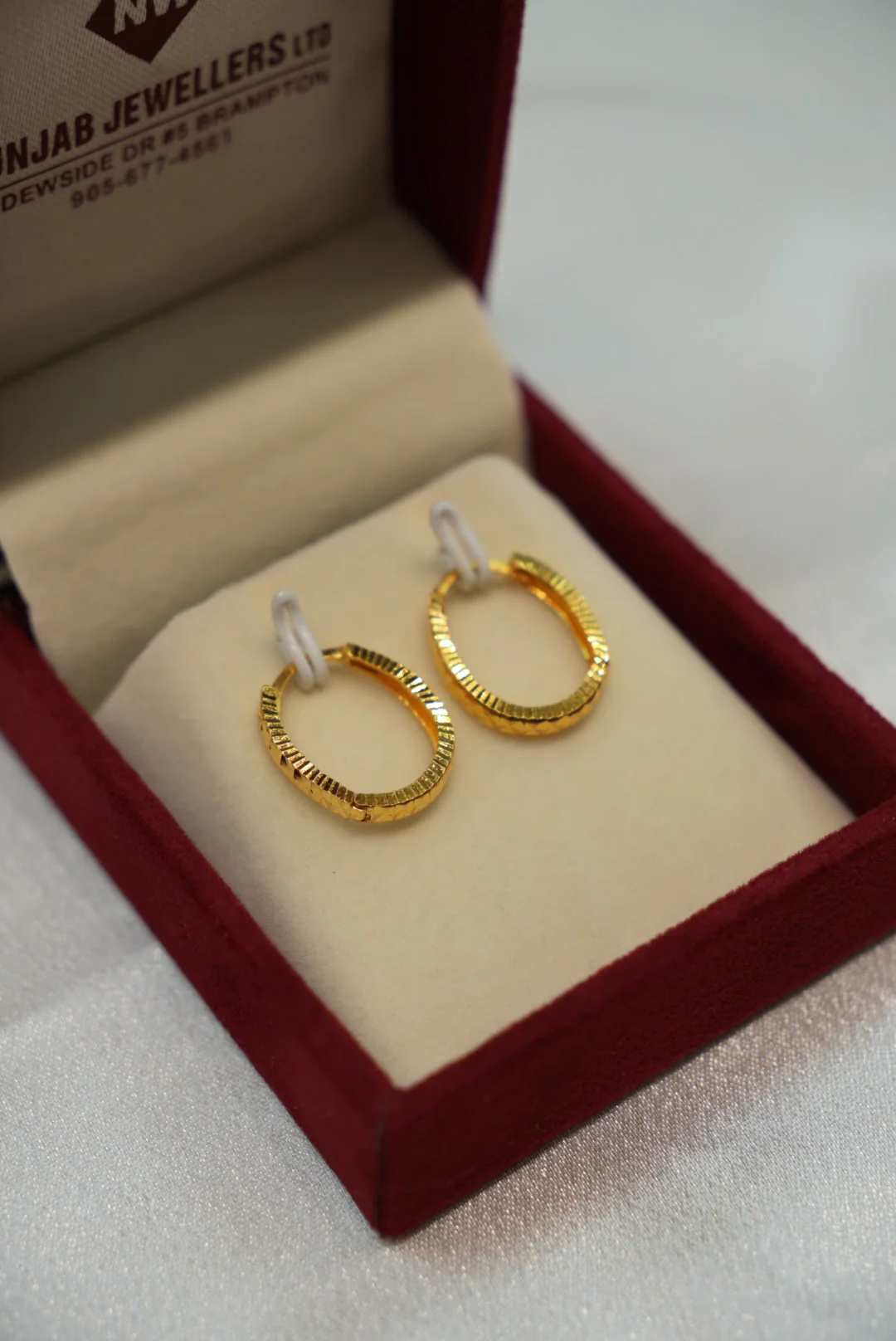 22K Gold Ladies Hoop Earrings - Image 2