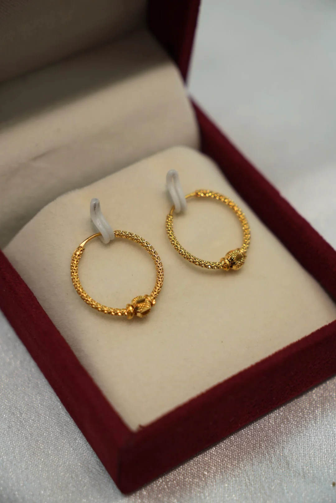 22K Gold Ladies Hoop Earrings - Image 2