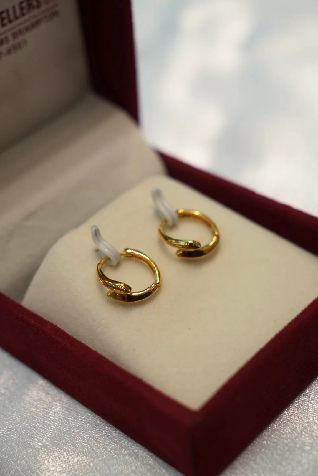 22K Gold Ladies Hoop Earrings - Image 3